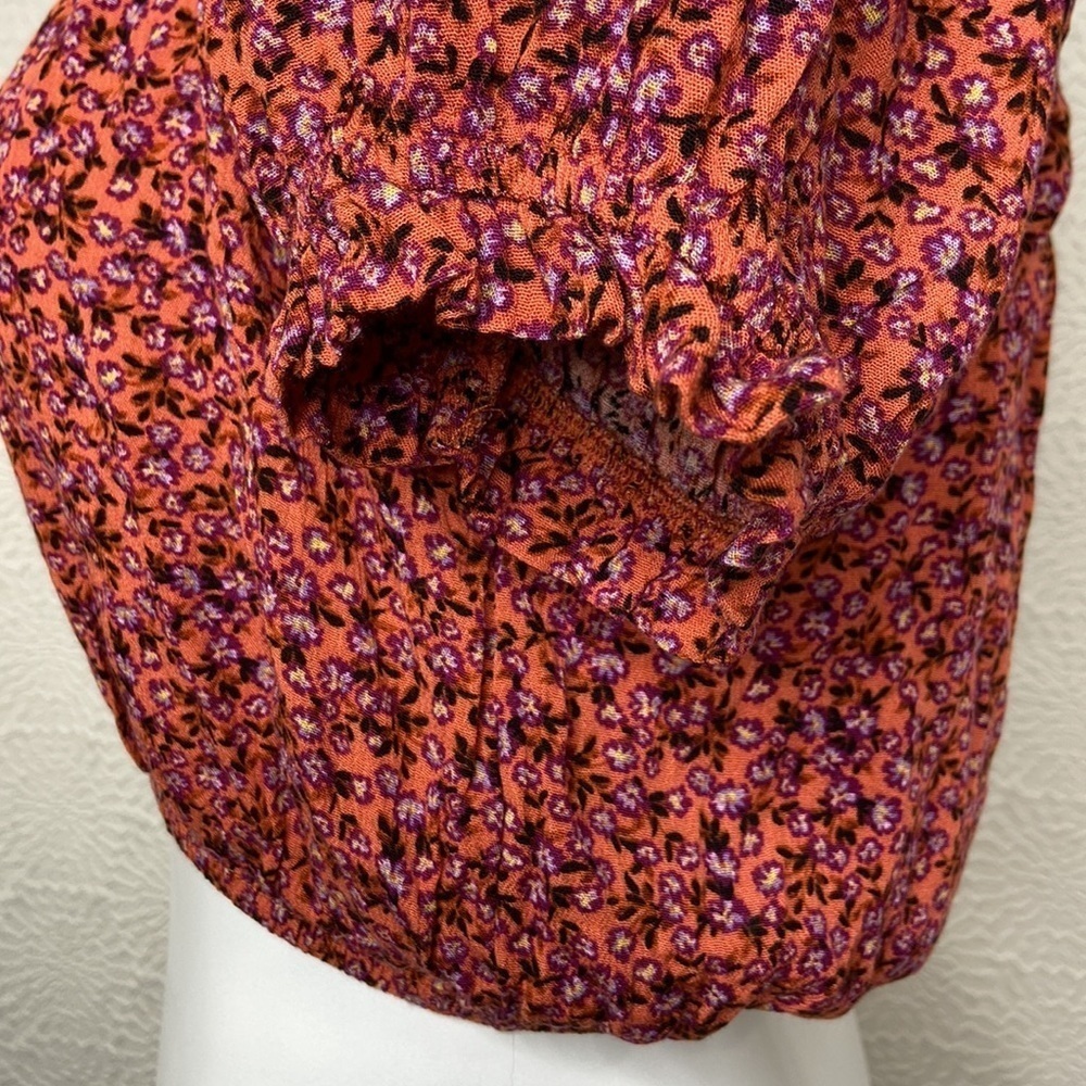 Sky & Sparrow Coral Floral Crop Top Size Medium NWT - Picture 3 of 10